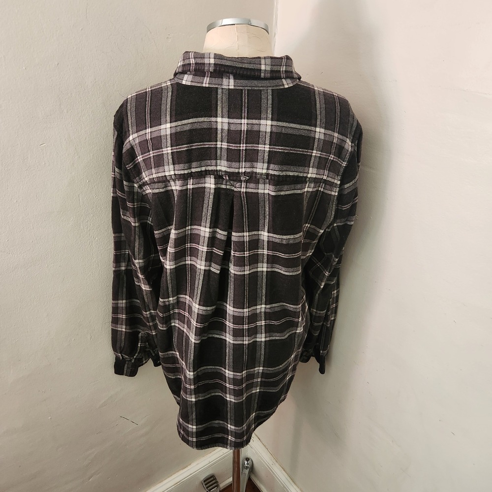 American Eagle Outfitters Boyfriend Fit Plaid Shirt Gray XL Ahh-mazingly Soft - Picture 2 of 5